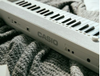 Синтезатор Casio CT-S1 76 WE