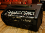Комбоусилитель для электрогитары ROLAND CUBE STREET EX