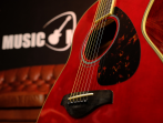Акустическая гитара Yamaha FS820 RUBY RED