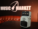 Педаль октавер Behringer UO300