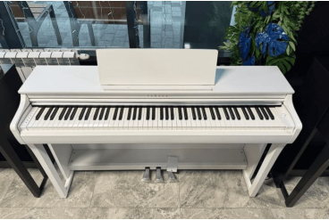 Цифровое пианино Yamaha CLP-825 WH