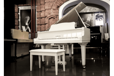 Рояль Yamaha GC1 PWH - белый полированный