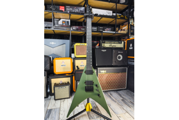 SPIRA V-400 MGR - Электрогитара шестиструнная