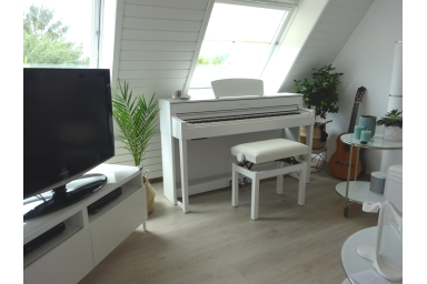 Цифровое пианино Yamaha CLP-745 WH