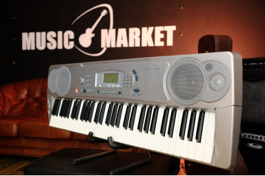 Синтезатор Ringway TB688