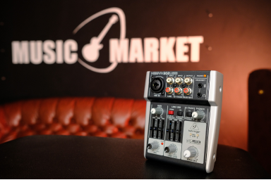 Микшерный пульт XENYX BEHRINGER 302USB