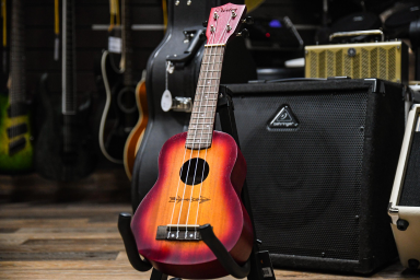 Укулеле сопрано VESTON KUS100 SUNRISE