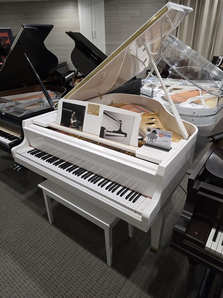 Рояль Kawai GL-30 WH/P - белый полированный