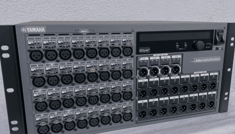 Микшерный пульт цифровой Yamaha RiO3224-D2