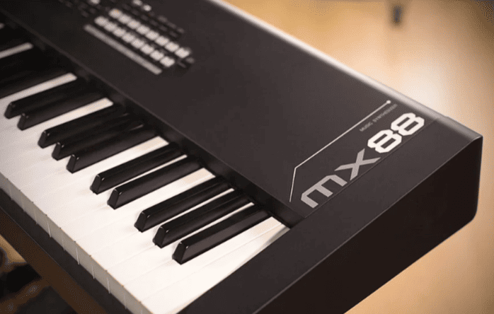 Синтезатор Yamaha MX88