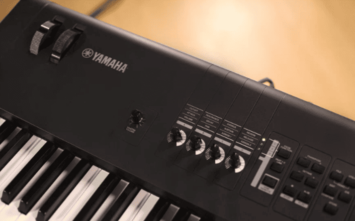Синтезатор Yamaha MX88