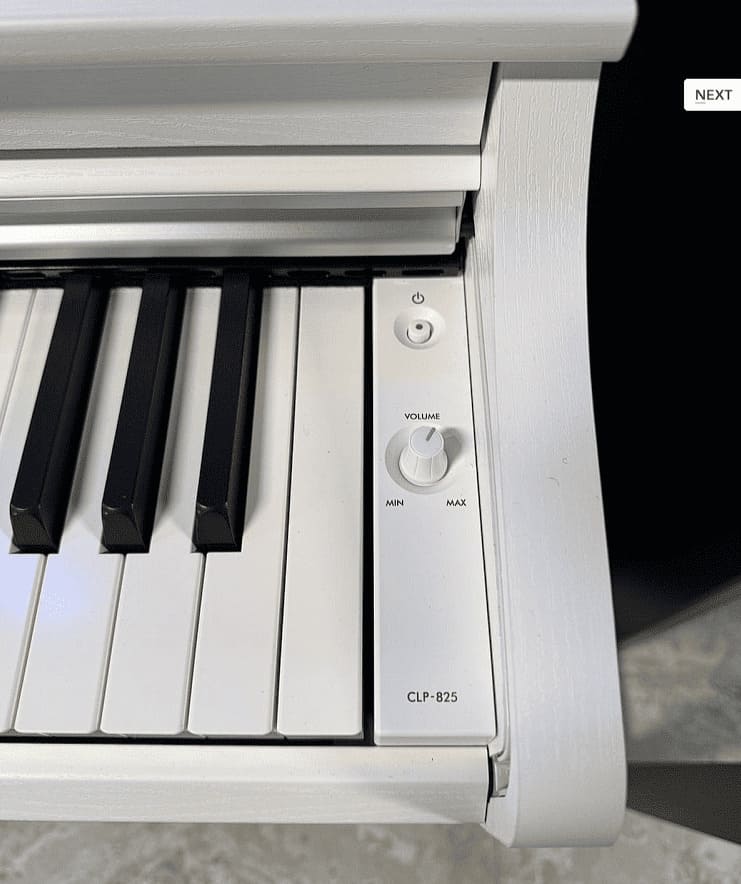 Цифровое пианино Yamaha CLP-825 WH