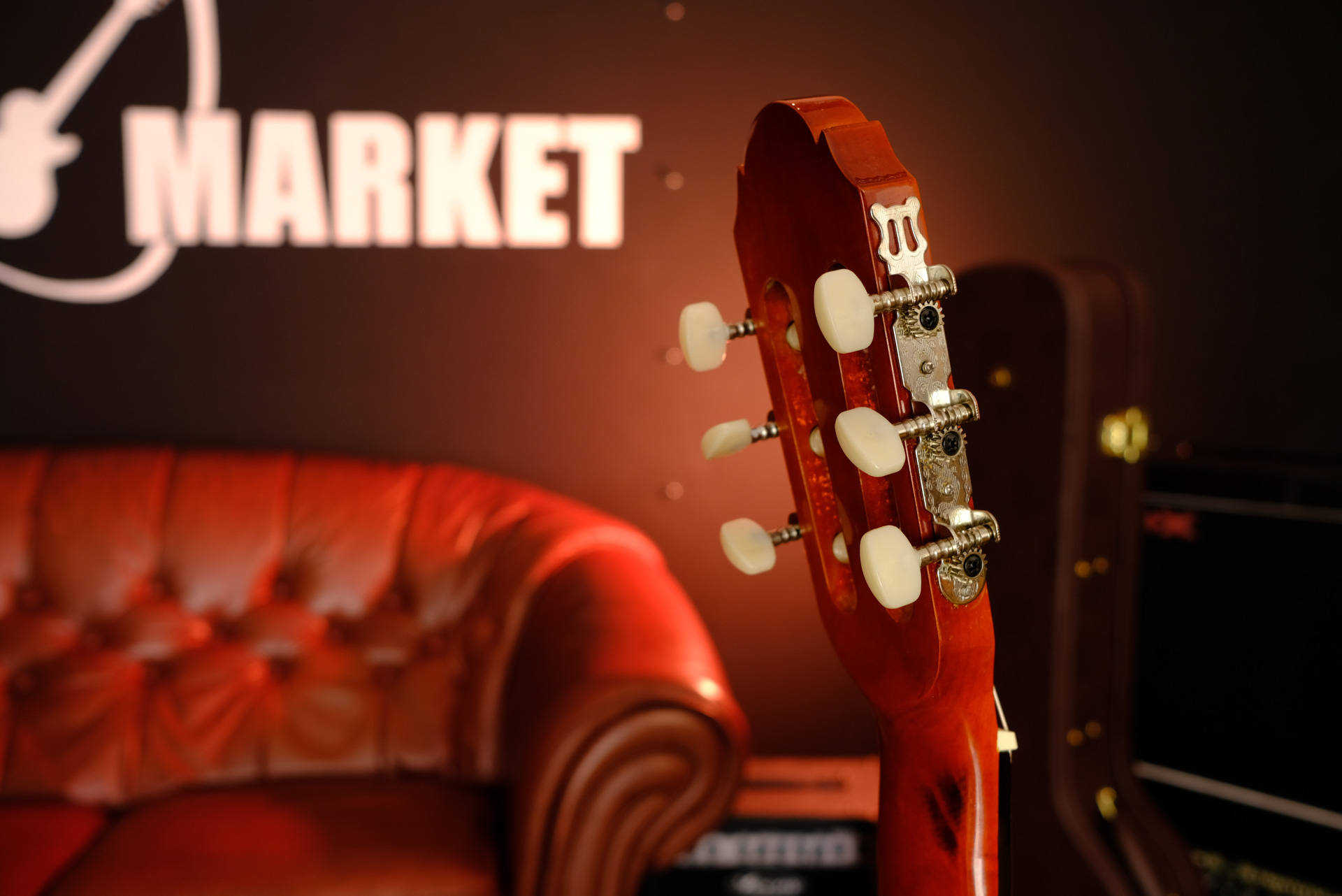 Классическая гитара 4/4 Elitaro C-91 NT