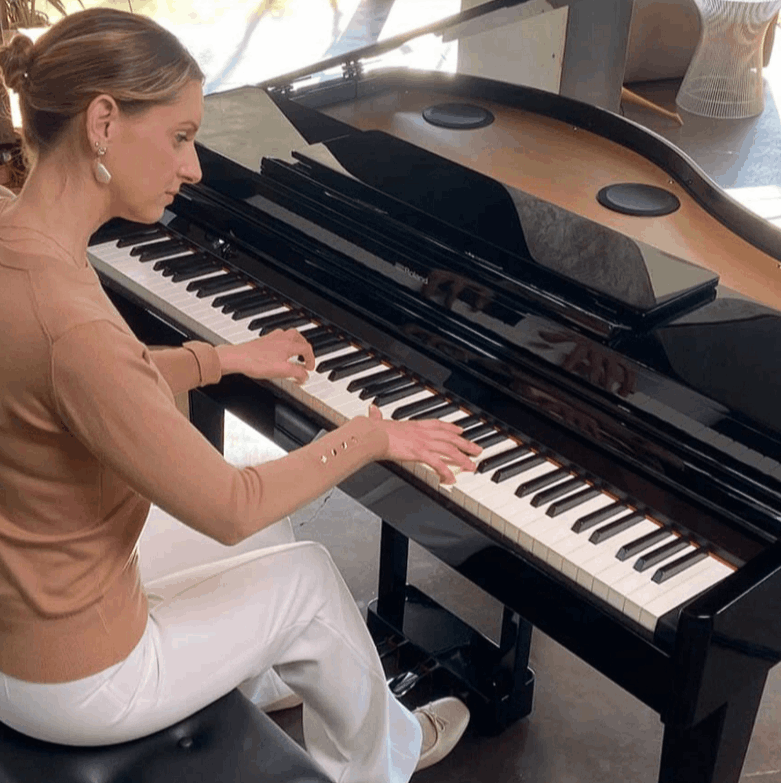 Цифровой рояль Roland GP-6 PE