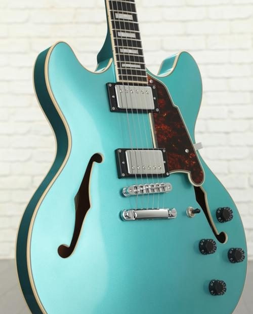 Полуакустическая электрогитара DAngelico Premier DC Sky Blue