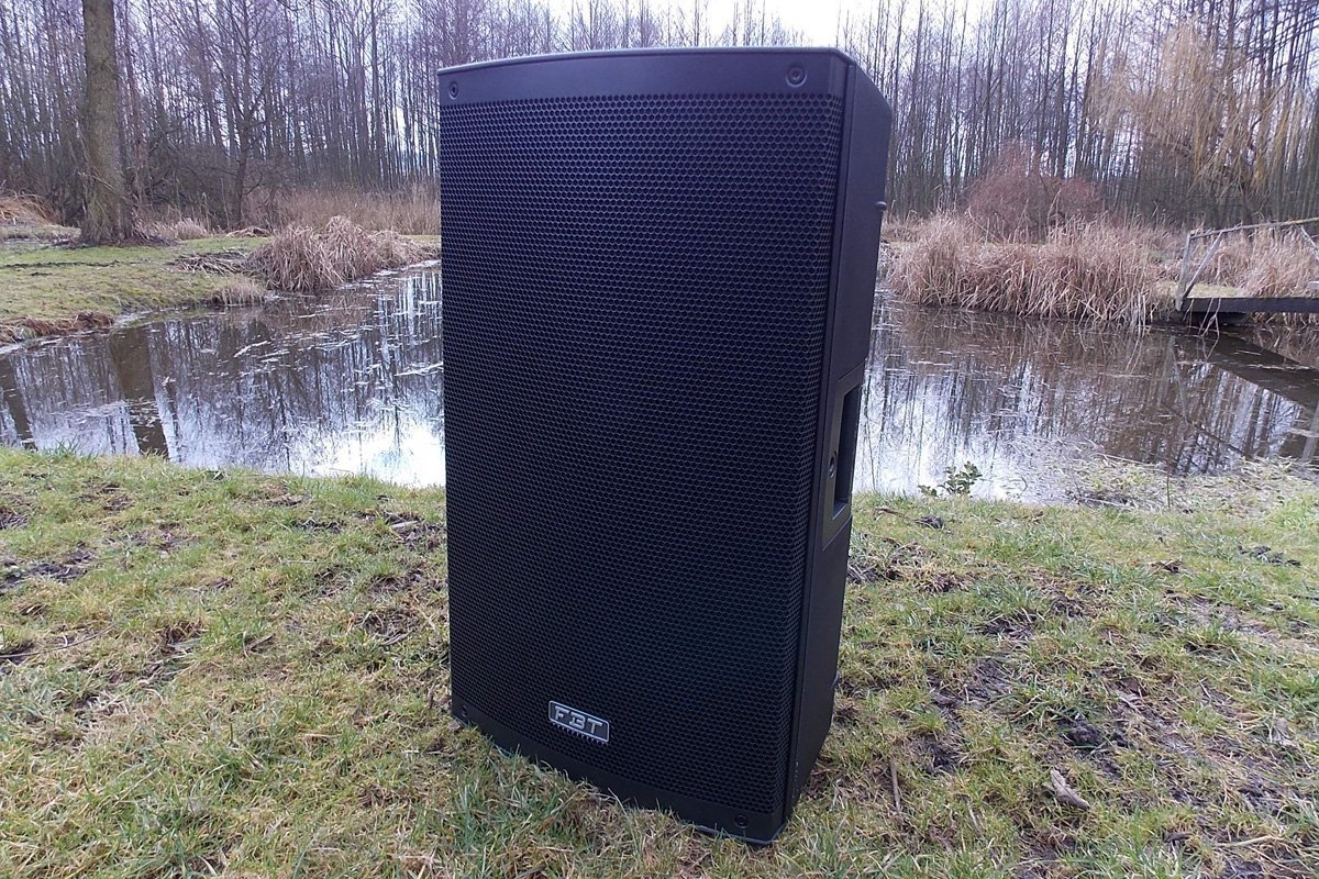 FBT X-LITE 110A - активная двухполосная акуст.система