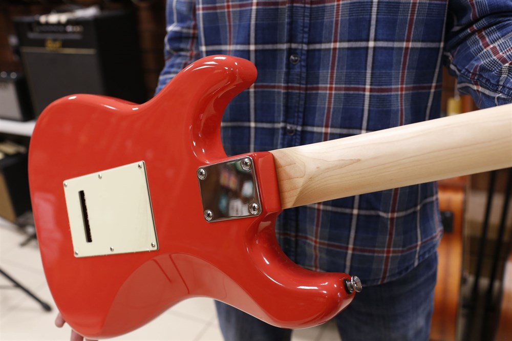 JMFSTJUNIORFR ST Junior Электрогитара уменьшенная, красная, с чехлом, Prodipe