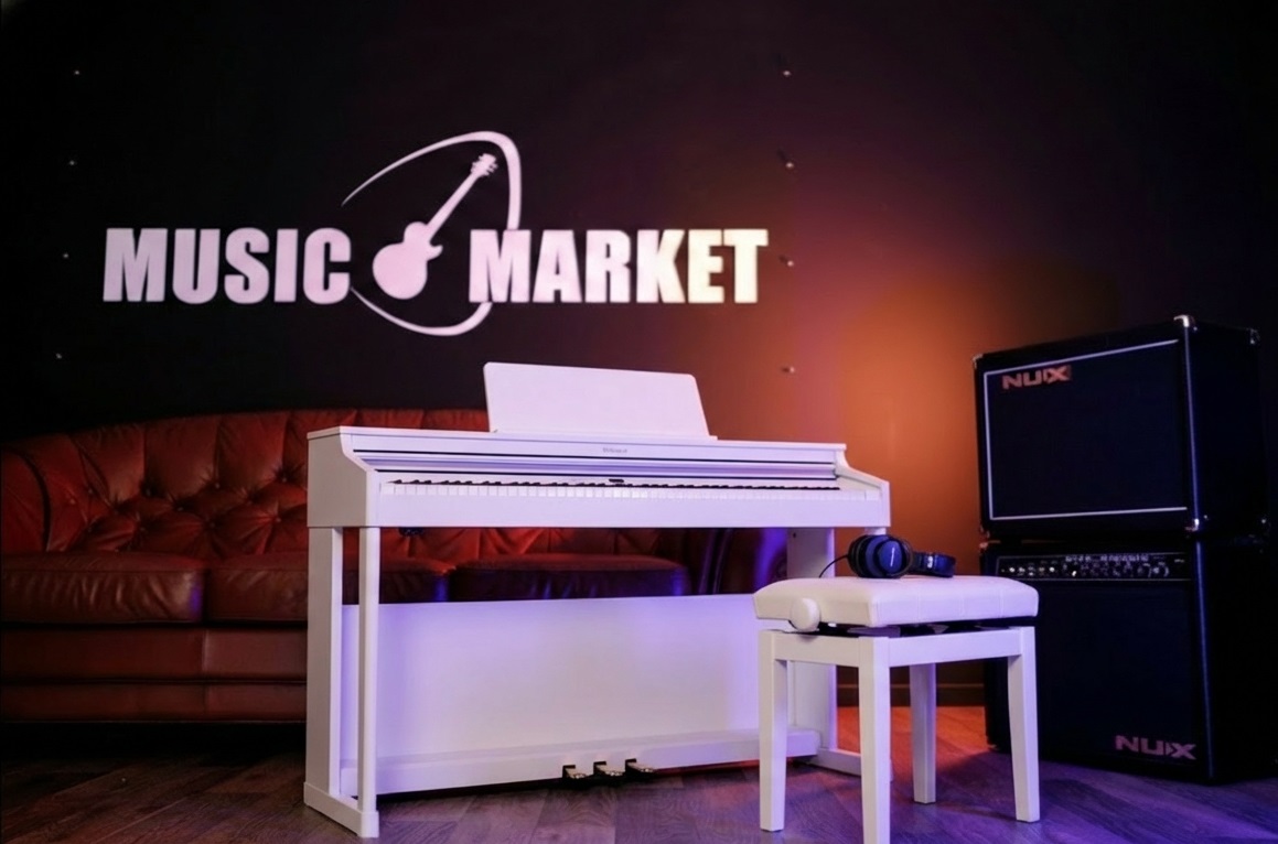 Цифровое пианино Roland RP701-WH (Белое)