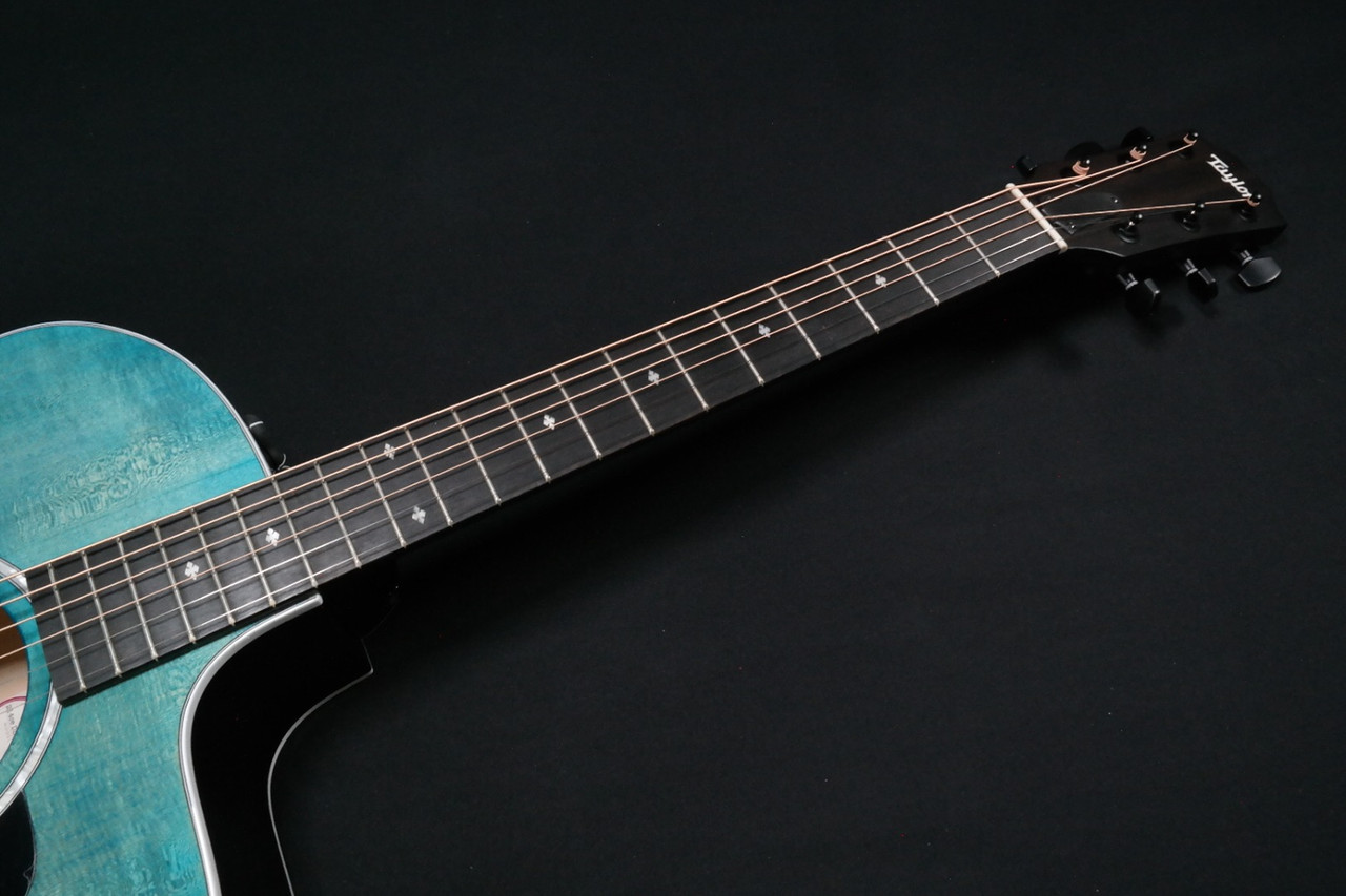 Электроакустическая гитара Taylor 224ce DLX deluxe LTD, Trans Blue