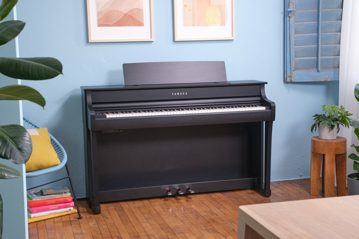 Цифровое пианино Yamaha CLP-845 R