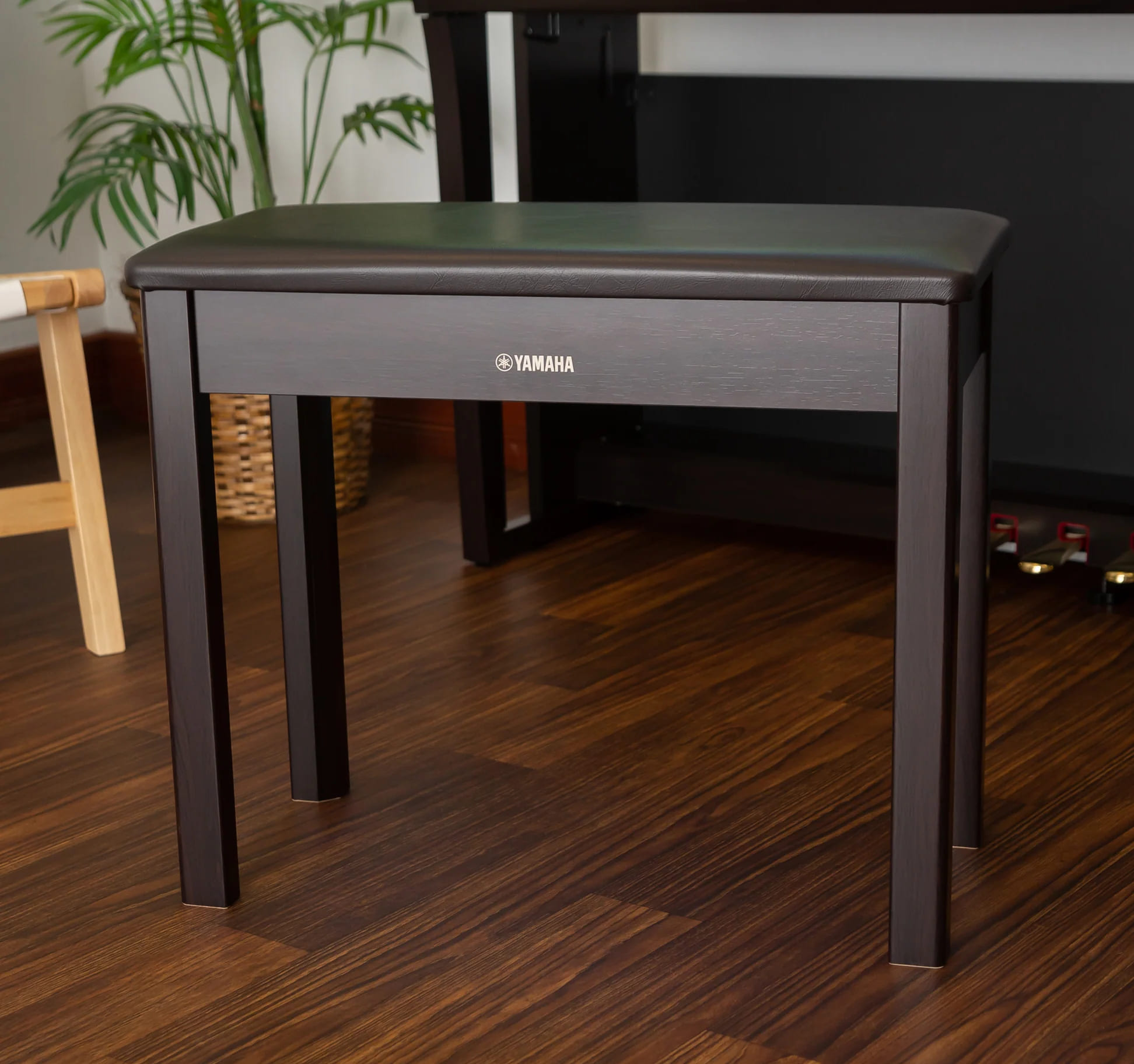 Цифровое пианино Yamaha CLP-725 R