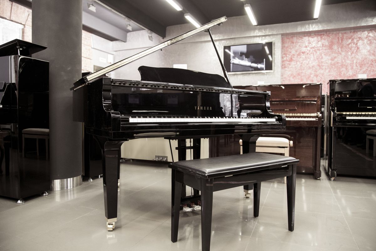 Акустический рояль Yamaha GB1K PE - полированный (черный)