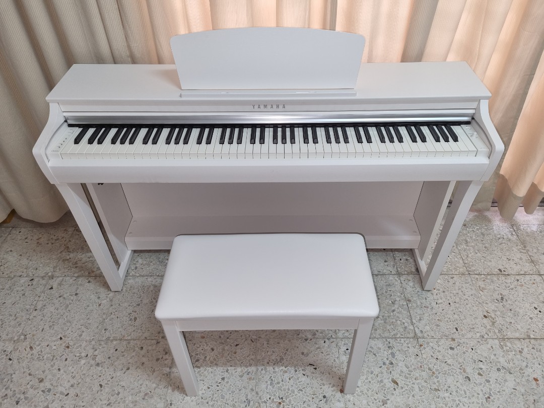 Цифровое пианино Yamaha CLP-725 WH