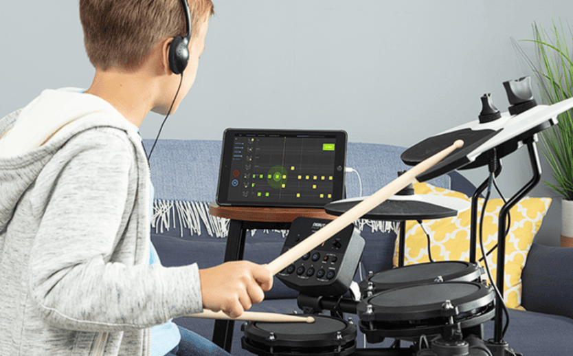 Электронная ударная установка Alesis Debut Kit