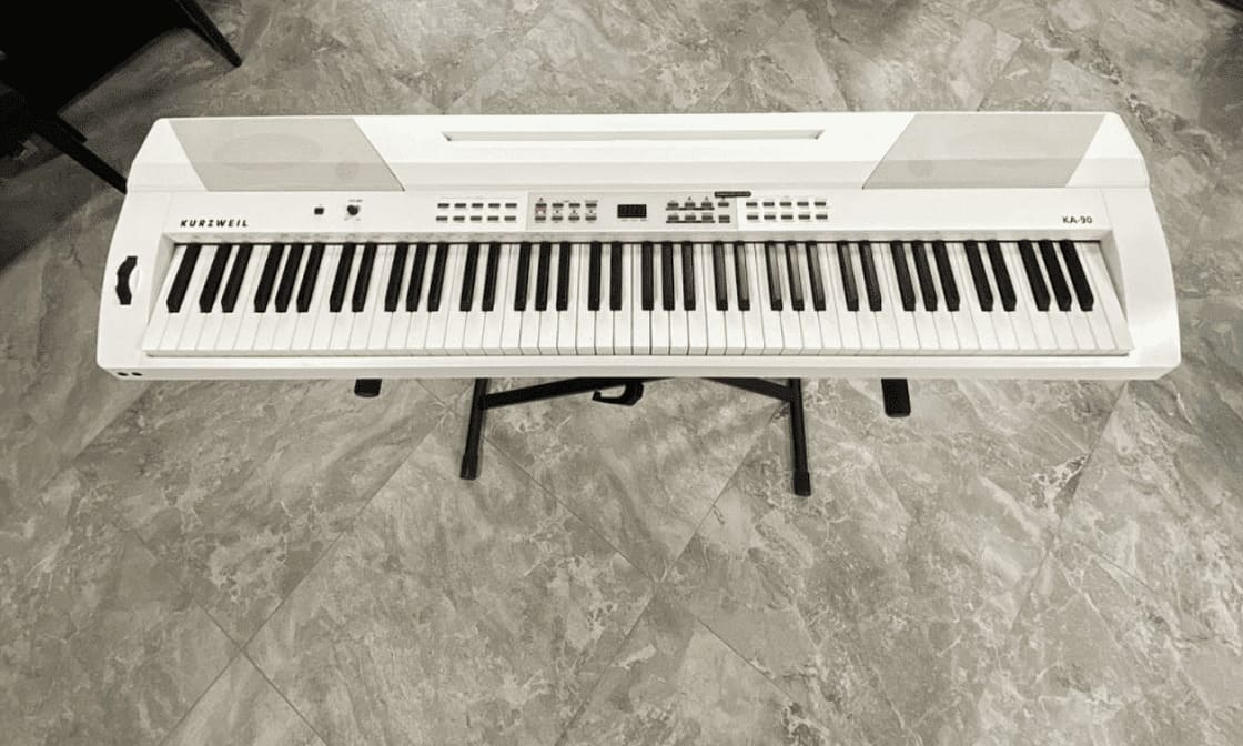 Цифровое пианино Kurzweil KA90 WH