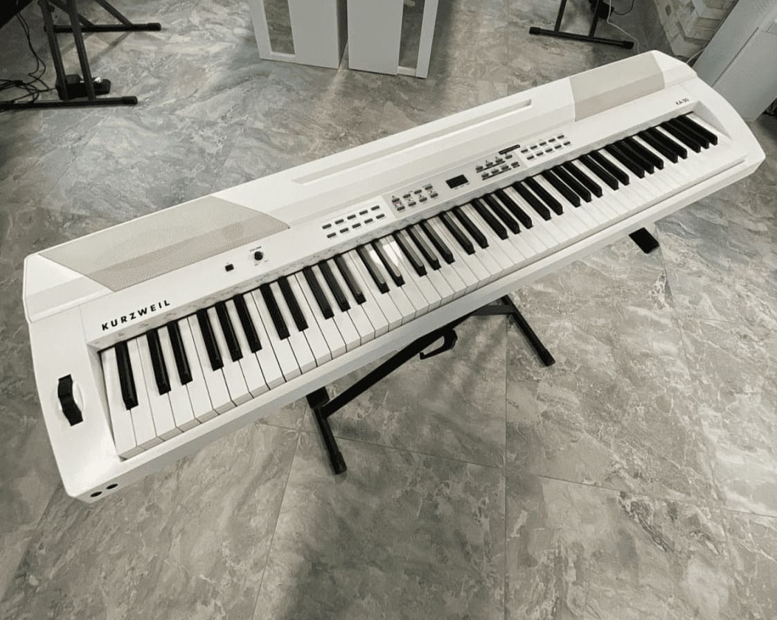 Цифровое пианино Kurzweil KA90 WH