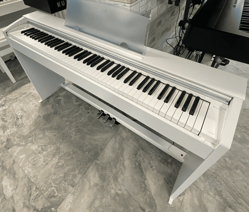 Цифровое пианино Casio px-770 we (bundle)