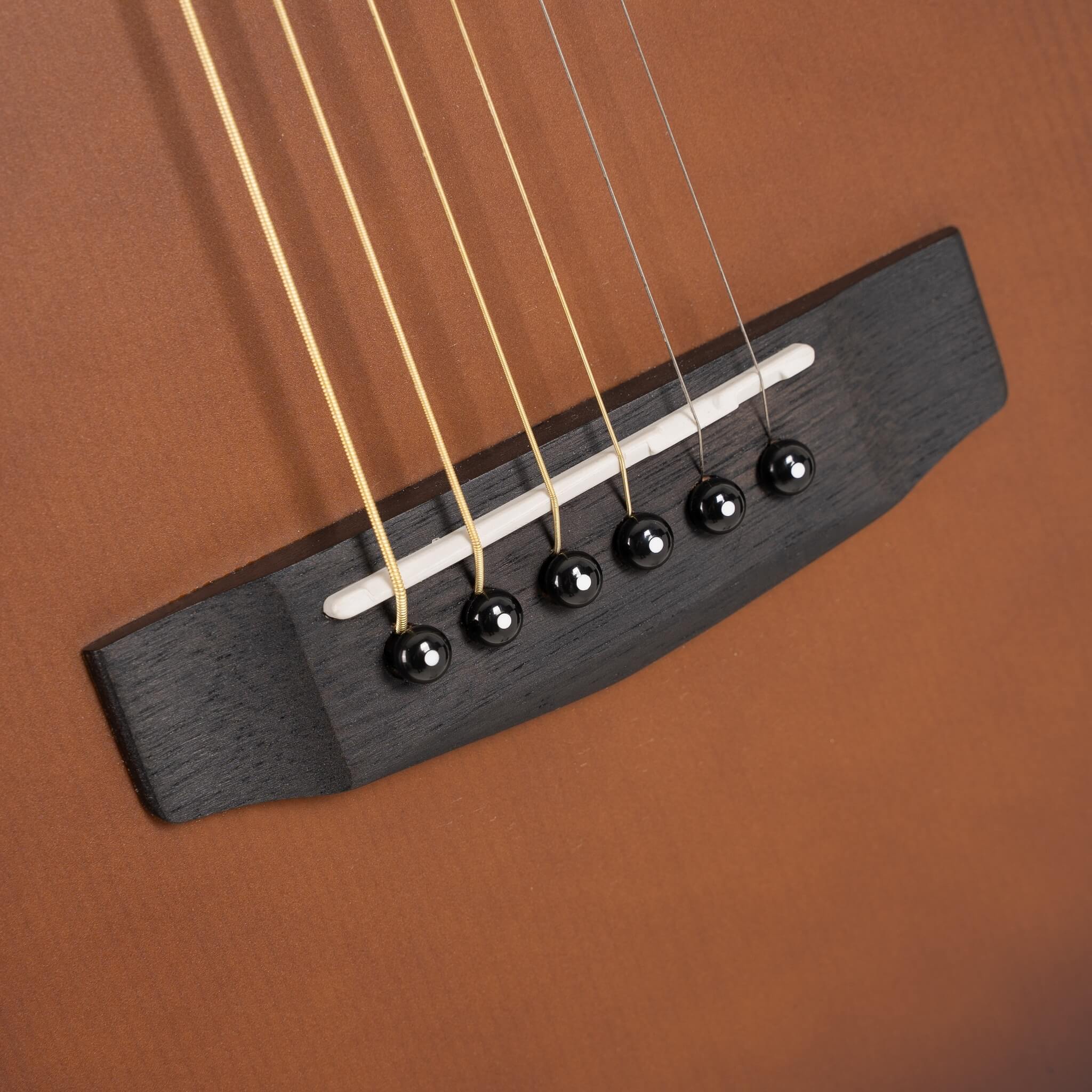 Earth-GO-OPBB-wbag Earth Series Трансакустическая гитара, коричневый санберст, с чехлом, Cort