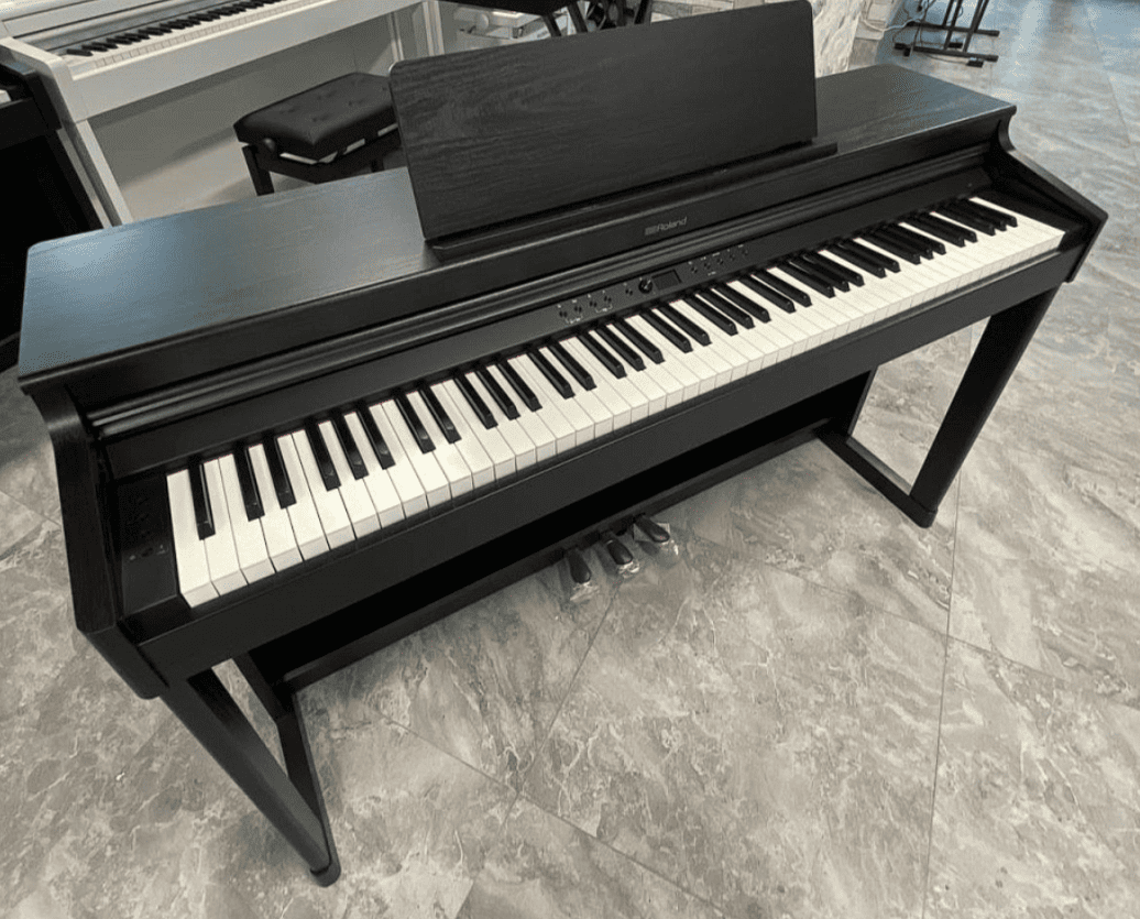 Цифровое пианино Roland RP701-DR (bundle)