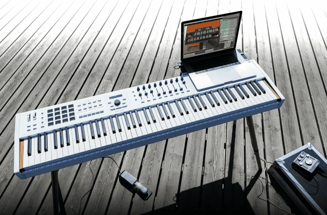 Миди-клавиатура Arturia KeyLab 88 MkII White