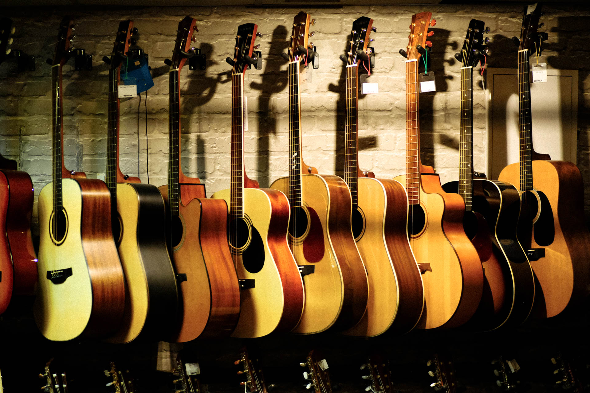 Акустическая гитара Yamaha FG820 BROWN SUNBURST