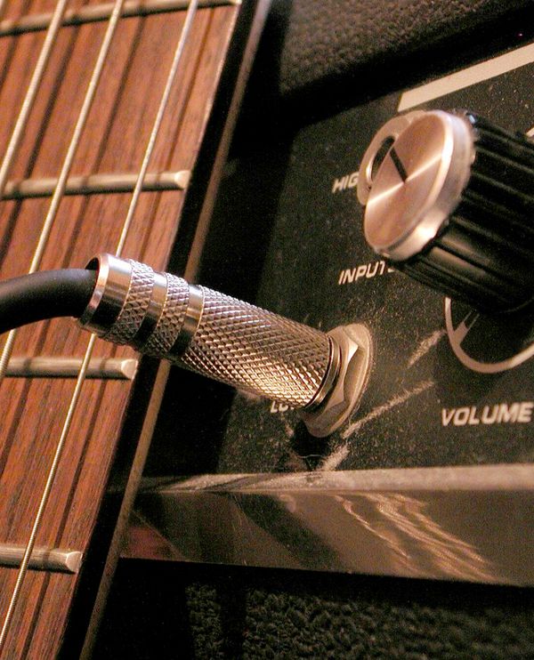 Комбоусилитель гитарный Positive Grid Spark 2 BK