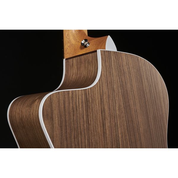 Классическая гитара Taylor 214ce-N Spruce/Walnut
