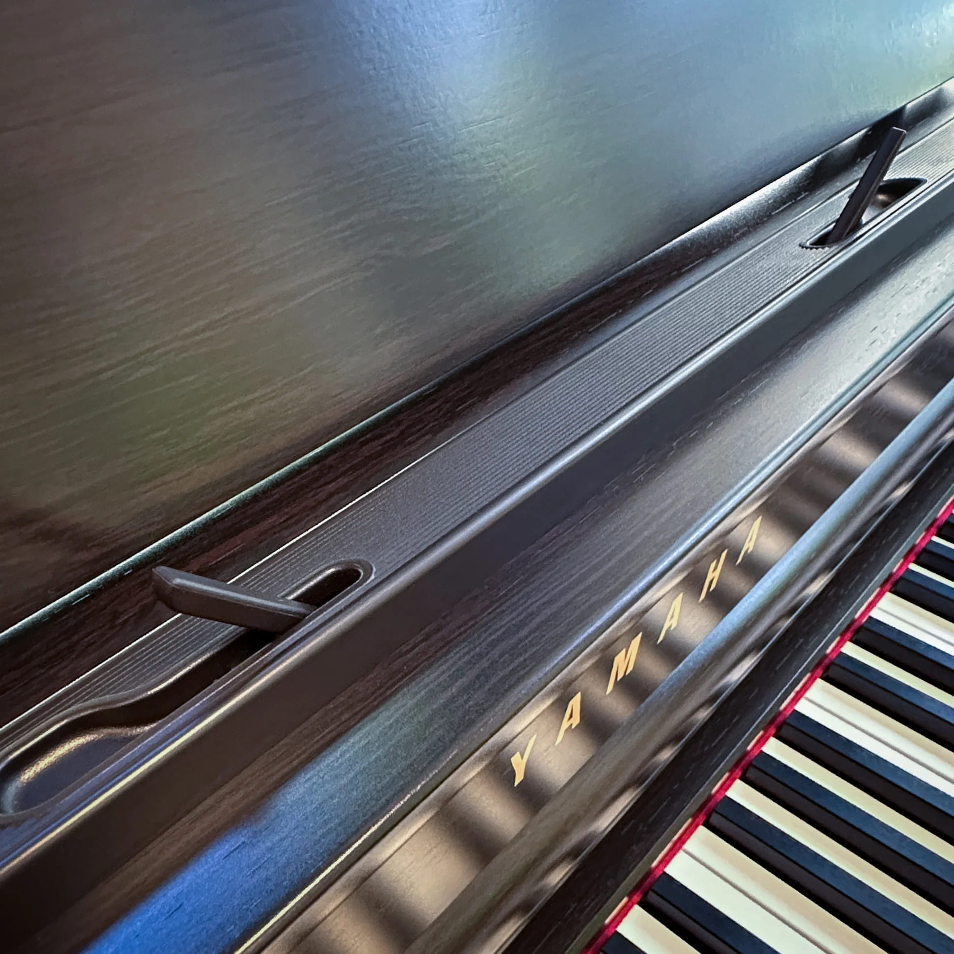 Цифровое пианино Yamaha CLP-735 R