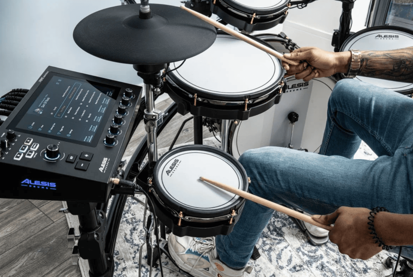 Электронная ударная установка Alesis Strata Prime E-Drum Kit