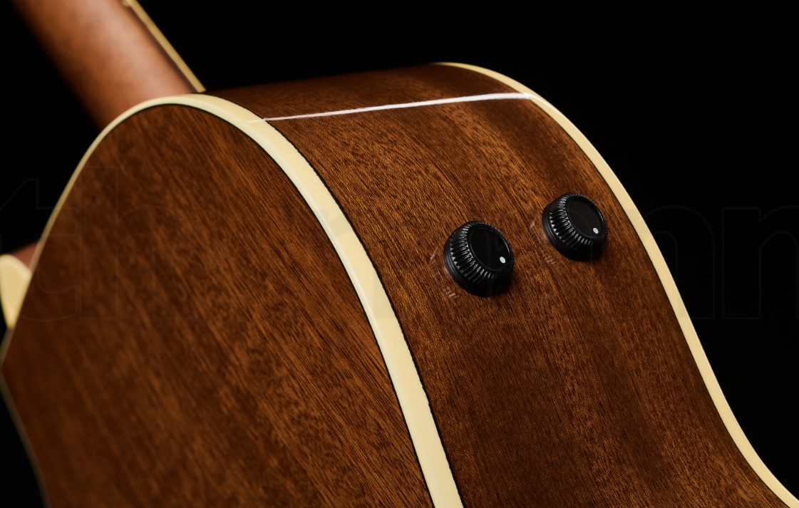 Электроакустическая гитара Fender Newporter Player Sunburst WN