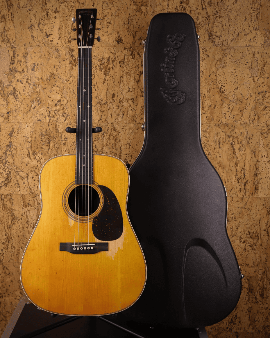 Акустическая гитара Martin Guitar D28 Street Legend