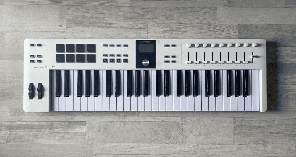 Миди-клавиатура Arturia KeyLab Essential 49 MK3 White
