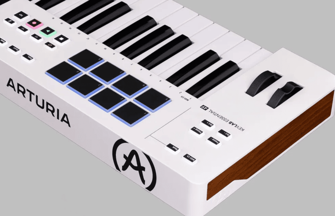 Миди-клавиатура Arturia KeyLab Essential 49 MK3 White