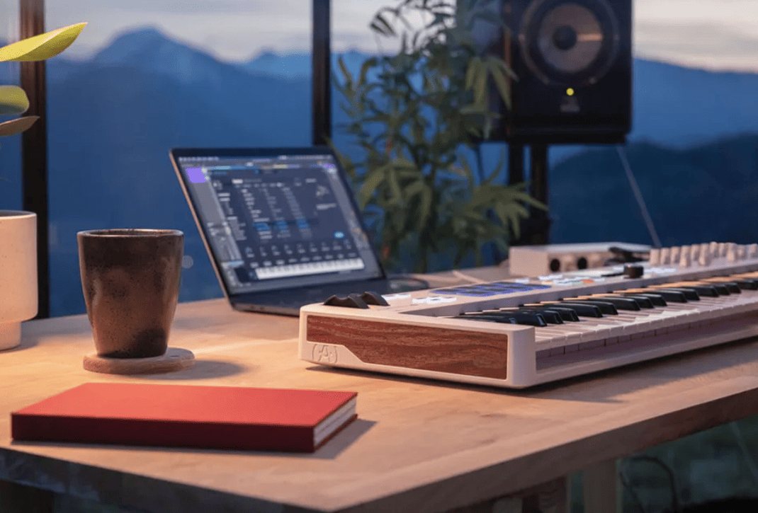 Миди-клавиатура Arturia KeyLab Essential 49 MK3 White