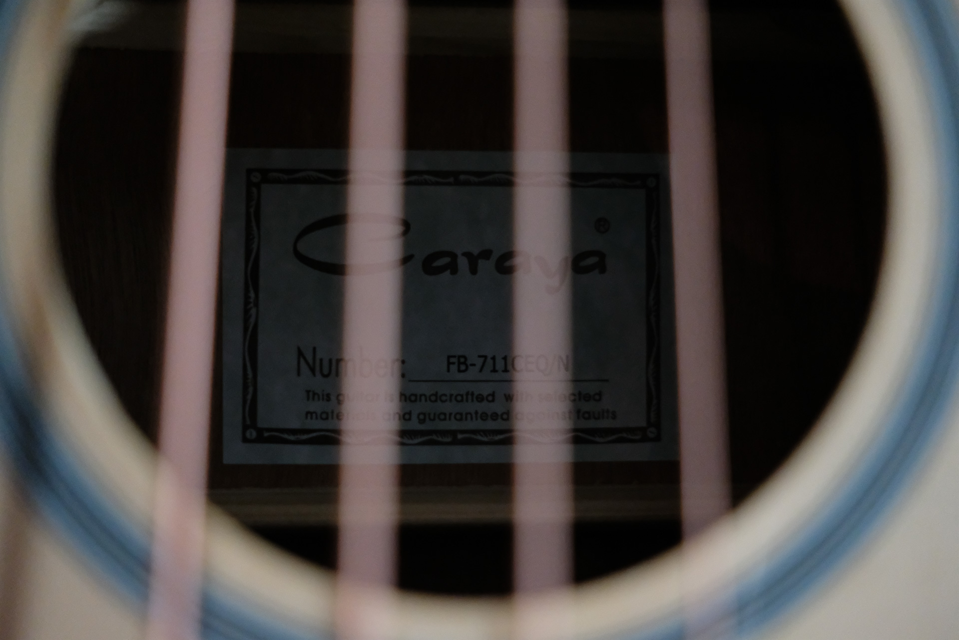 Акустическая бас-гитара Caraya FB711CEQ-N