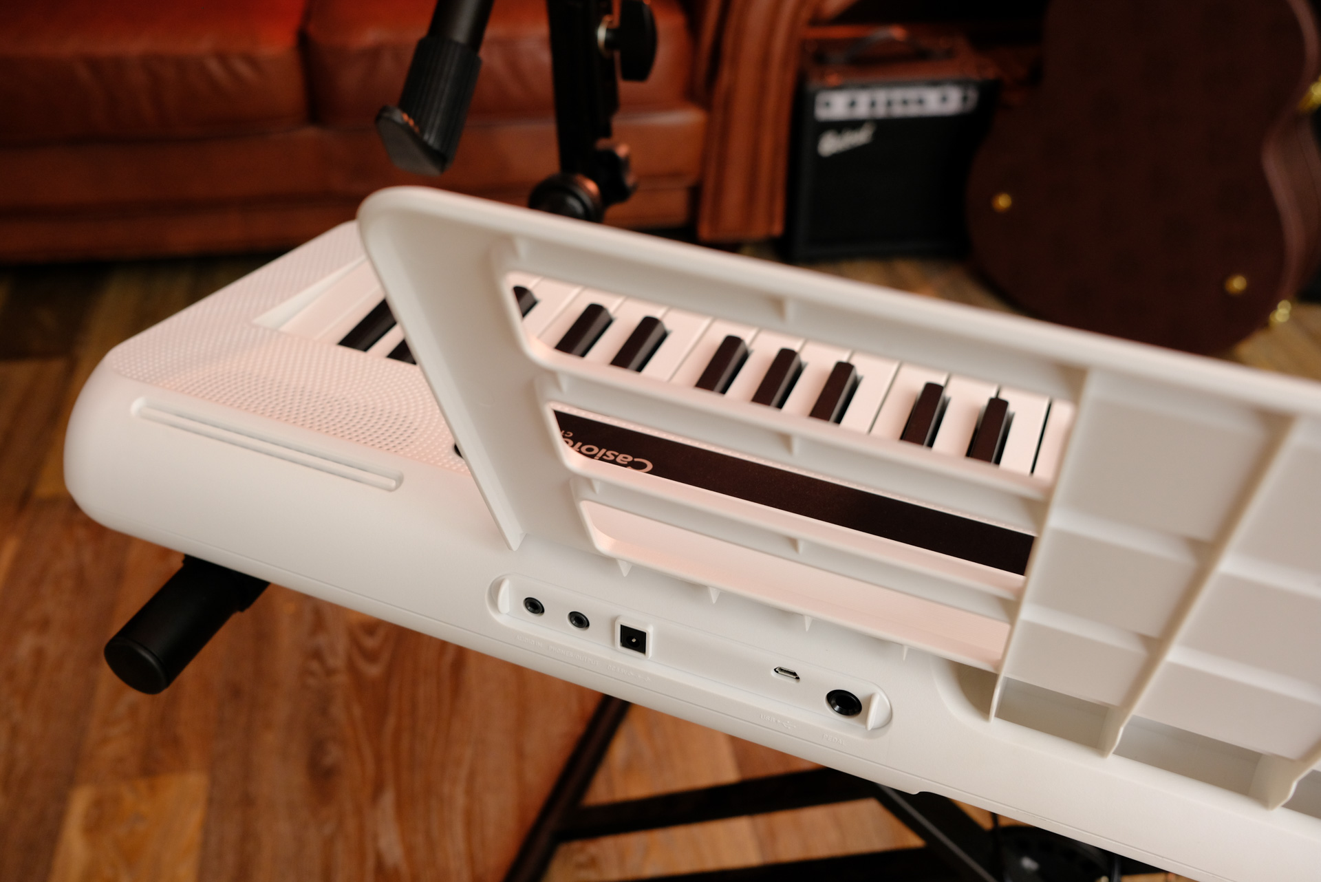 Синтезатор CASIO CT-S200 WE