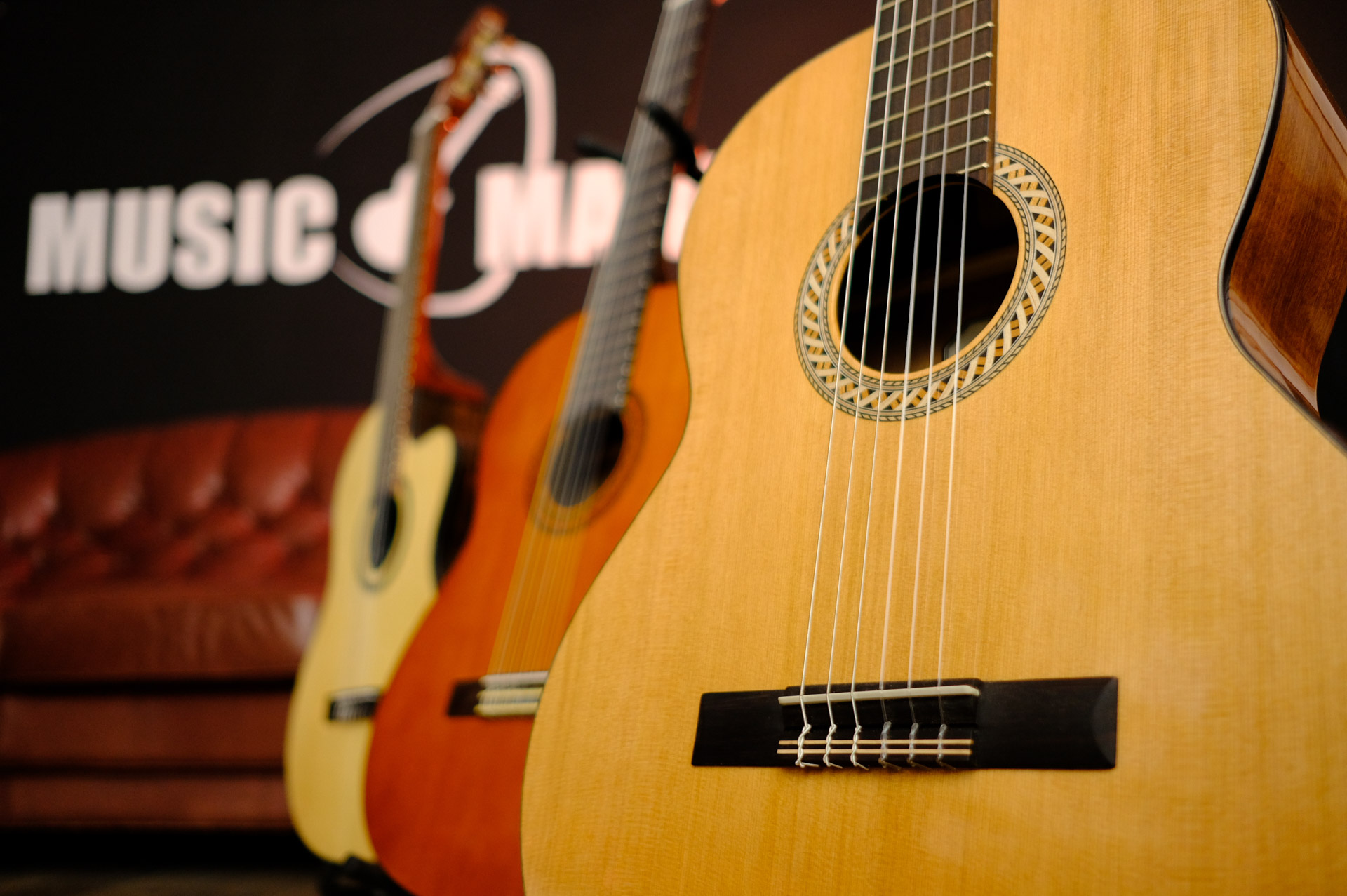 Классическая гитара Kremona Sofia Soloist Series S65C