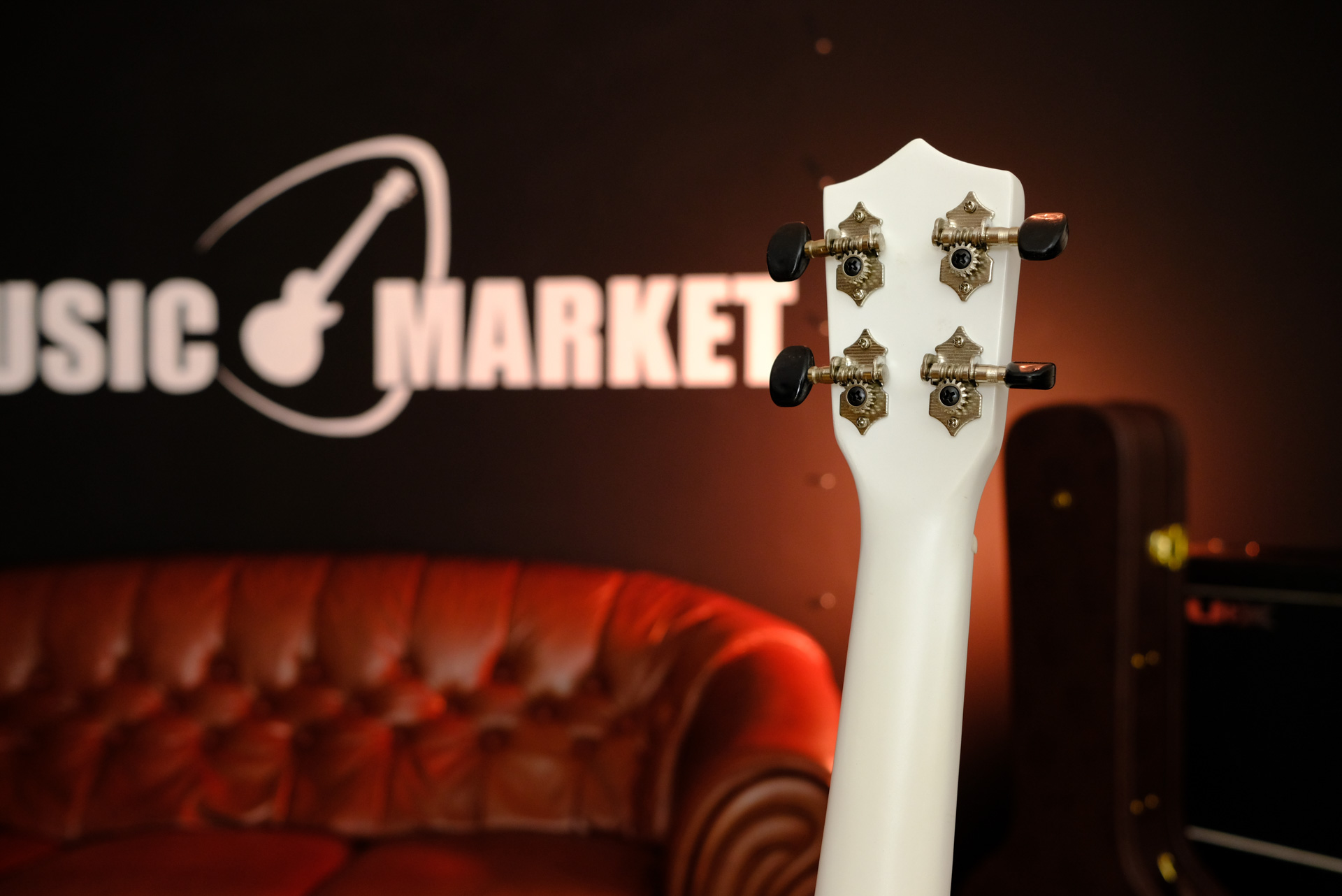 Укулеле концертная Tutti JR-13 WH