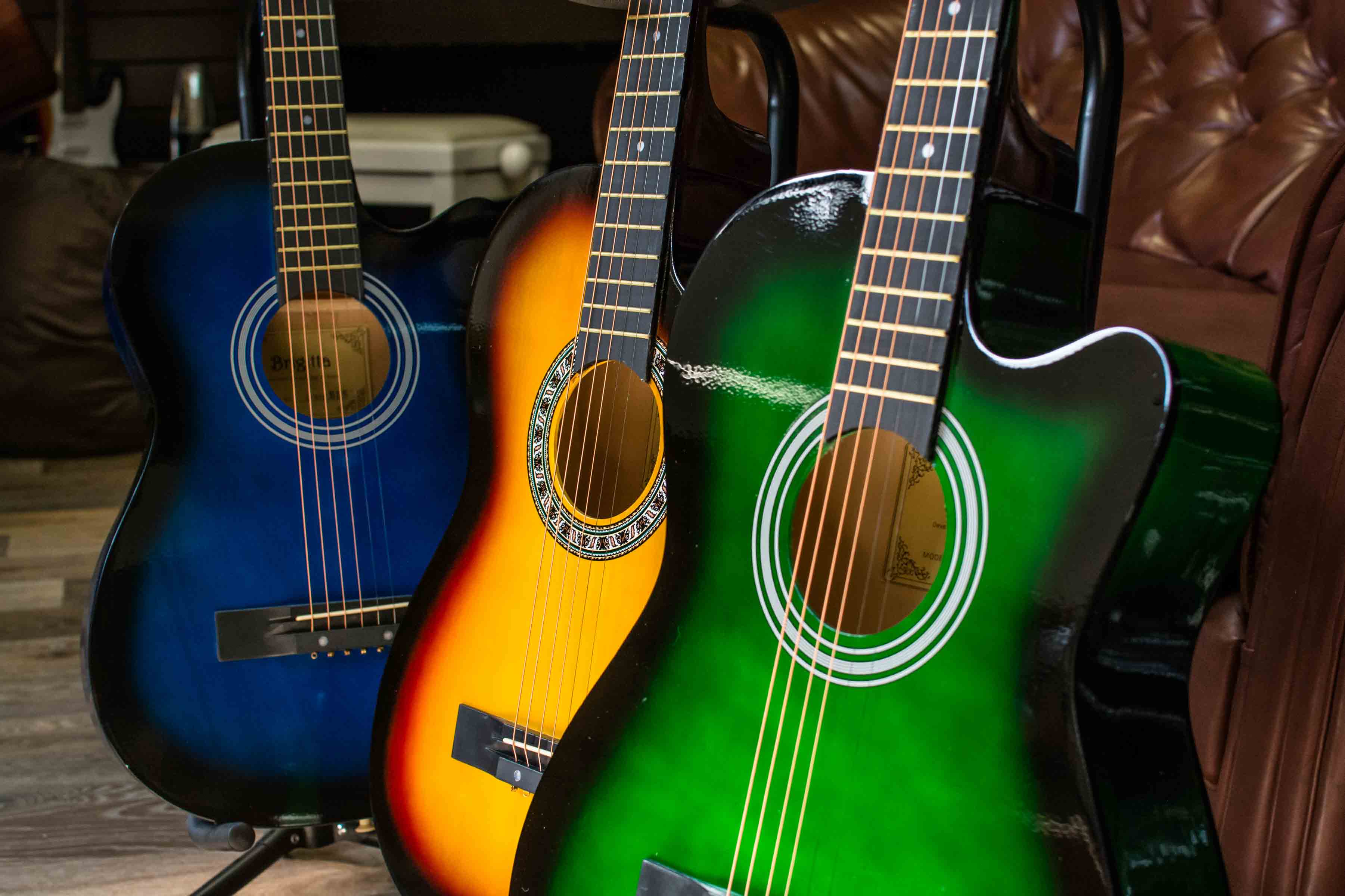 Акустическая гитара Brigitta C-81C-RDS