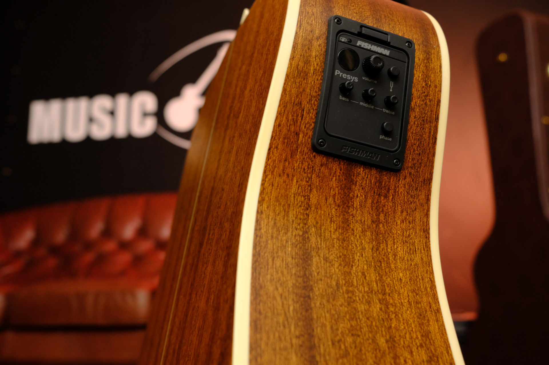 Электроакустическая гитара Cort EARTH100F-NS